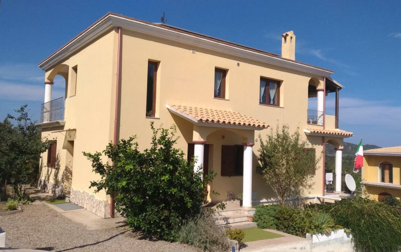 Casa Miriam - Appartamenti Vacanze Villaputzu Exteriér fotografie